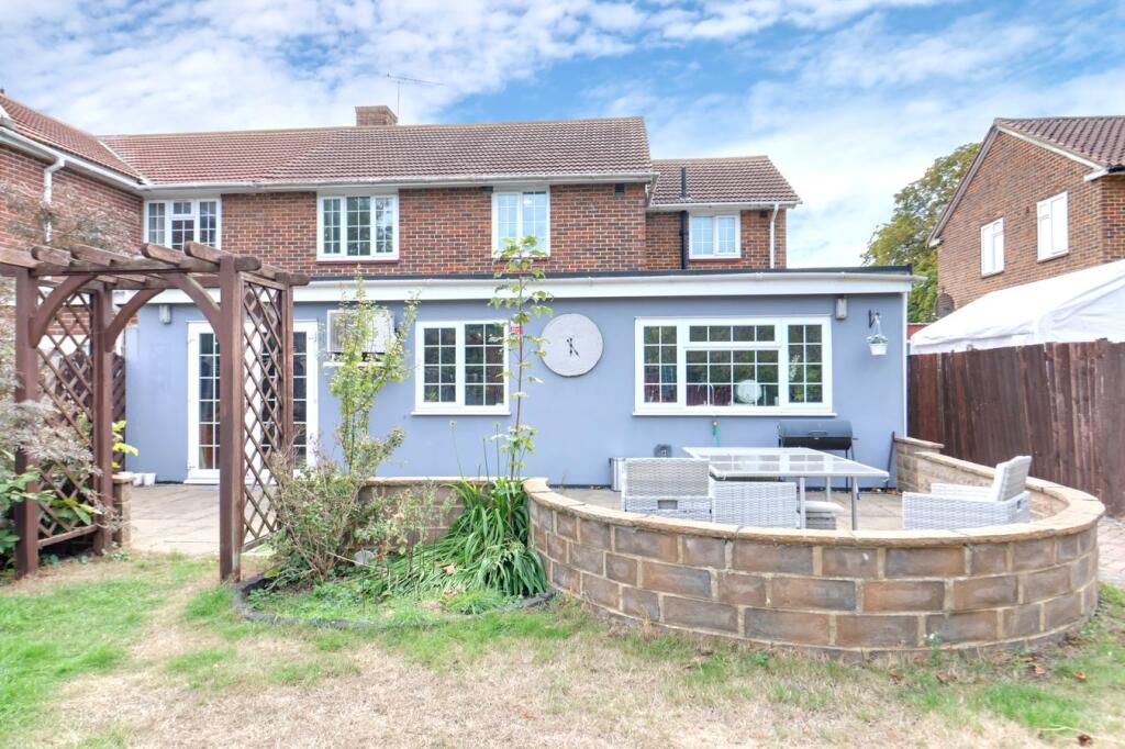 House in Thurrock, Essex - View 3