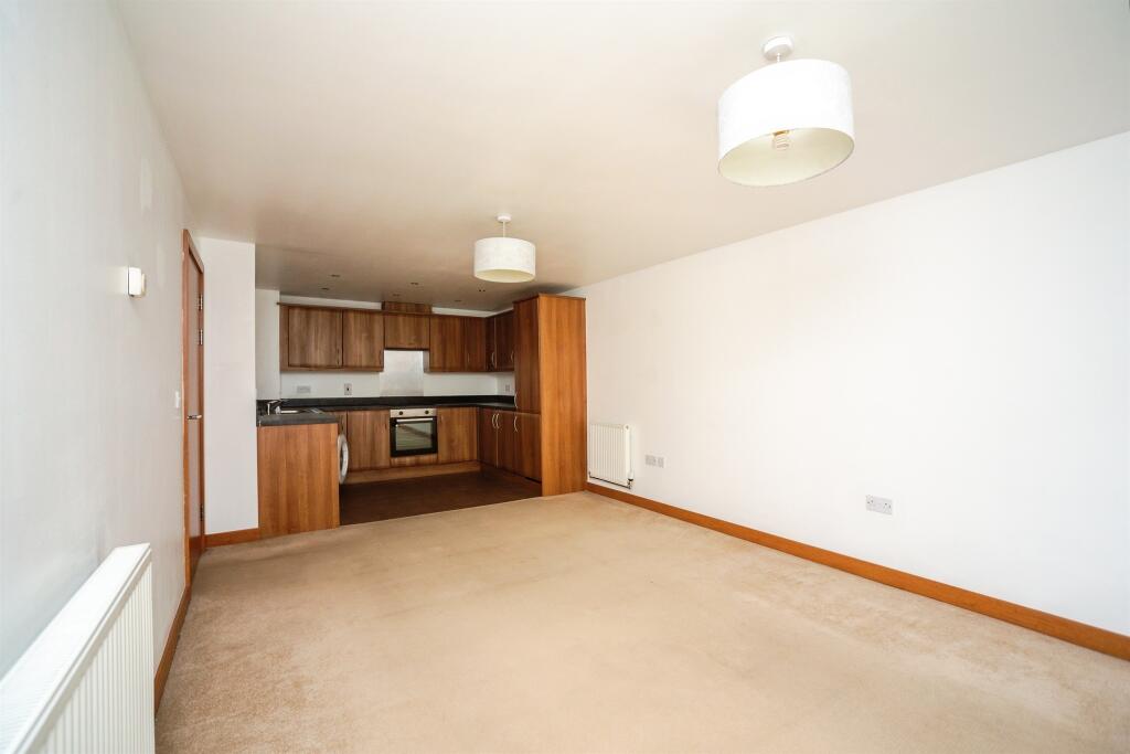Stafford Gardens, Maidstone - View 4