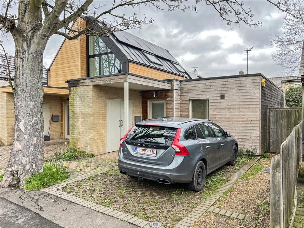 Main image of property: North Street, Cambridge, CB4