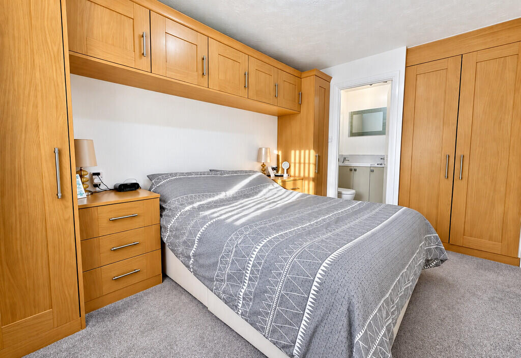 Sapphire Close, Priddys Hard, Gosport photo 4