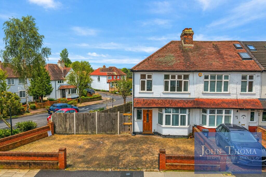 Main image of property: Roding Lane North, Woodford Green, Essex, IG8