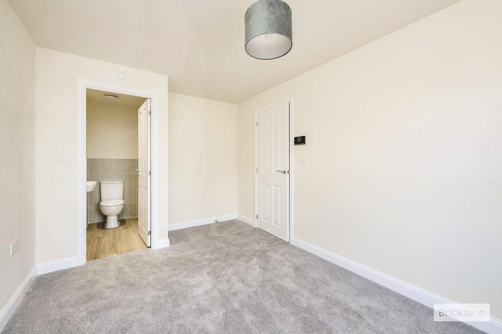 House in Peterborough - View 4