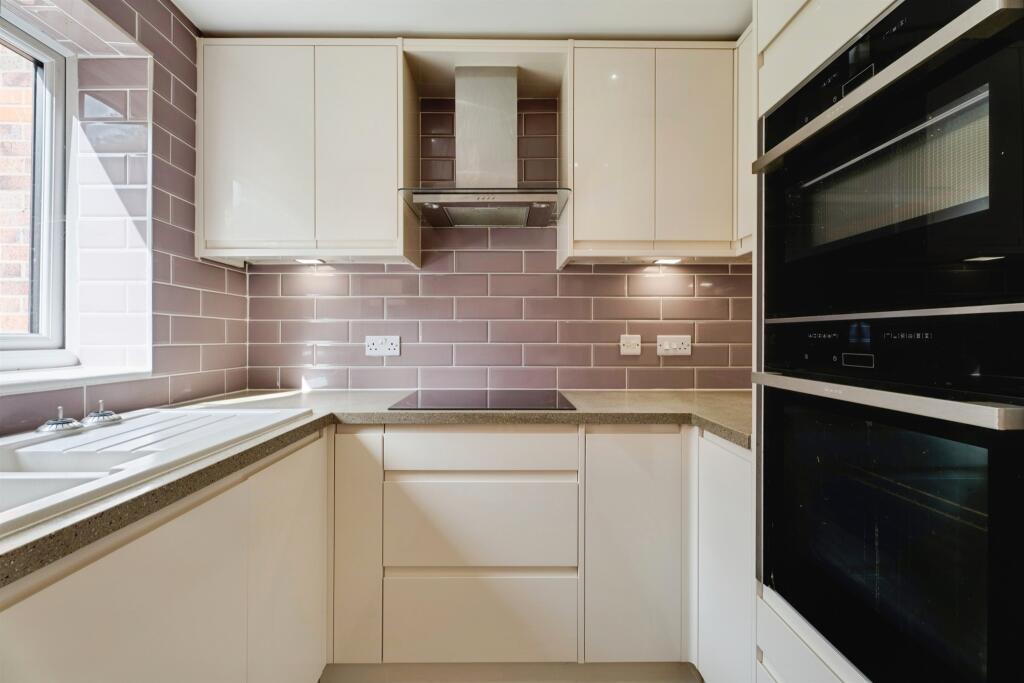 House in Mid Suffolk, Stowmarket - View 3