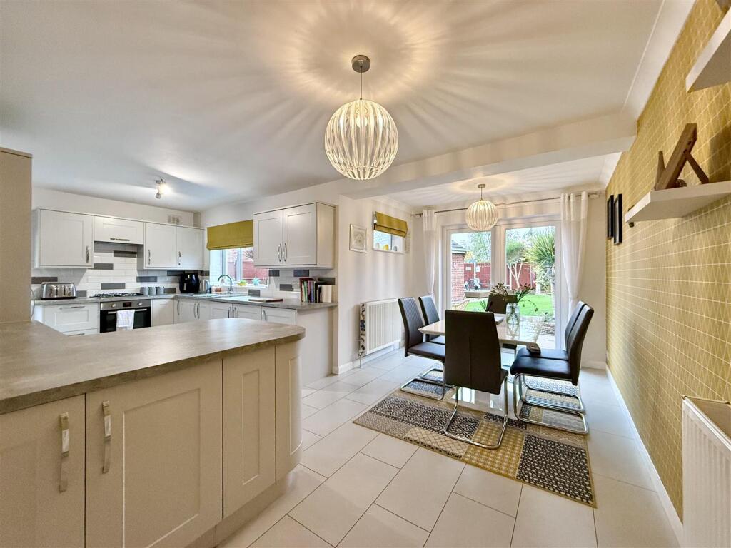 Ringwood Road, Shepshed, Loughborough photo 2