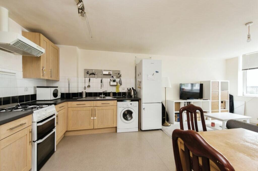 Apartment in London - View 5