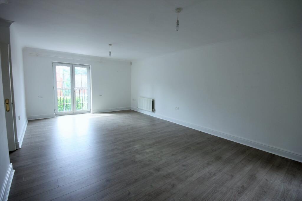Osborne Heights, Warley, Brentwood, CM14 photo 2
