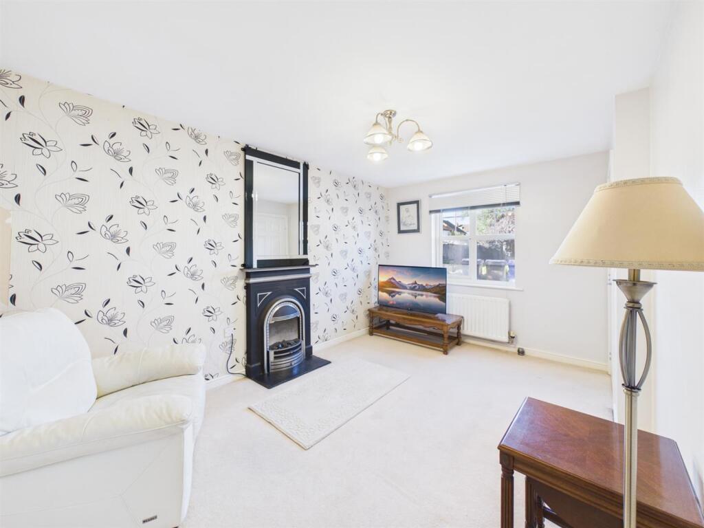 Neptune Drive, Bridlington photo 4