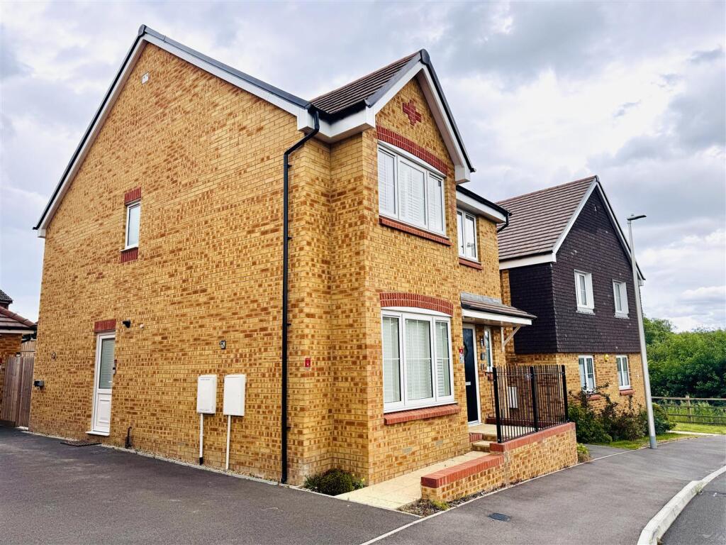 Main image of property: Otter Drive, Calcot, Reading