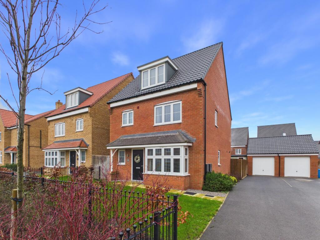 Main image of property: Hamlet Grove, Beverley,  HU17 0ZY