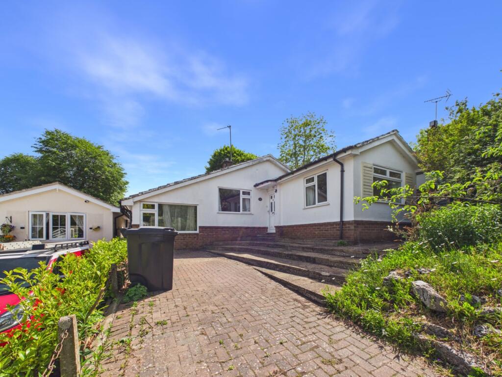 Main image of property: Greenway, Chesham, Buckinghamshire, HP5