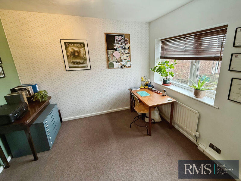 Apartment in Newcastle upon Tyne, High Heaton - More