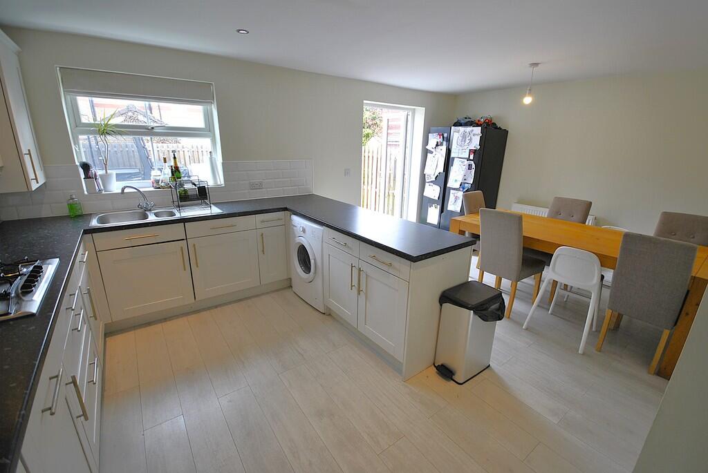 Harrier Court, Auckley, Doncaster photo 4