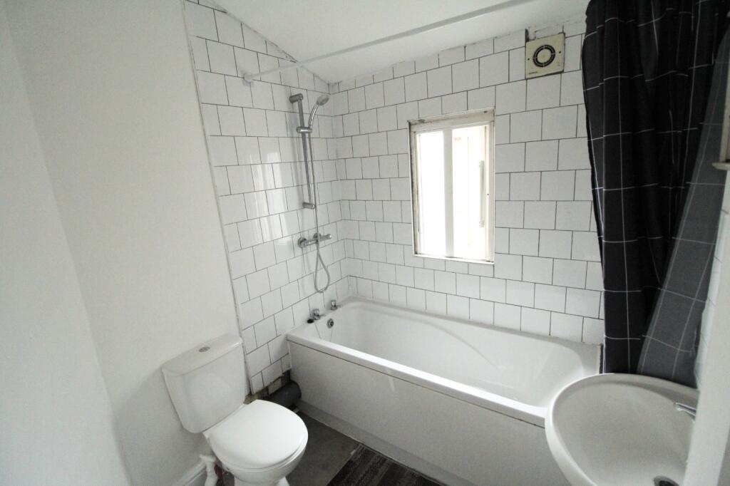 House in Stockton-on-Tees - View 4