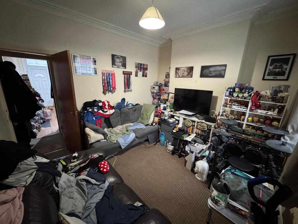 House in Barnsley, South Yorkshire - View 2