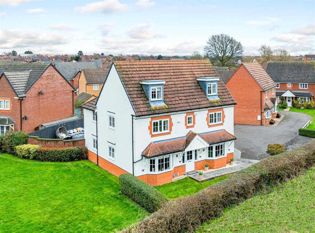 Main image of property: 17 Whitty Close, Bowbrook, Shrewsbury, SY5 8QA