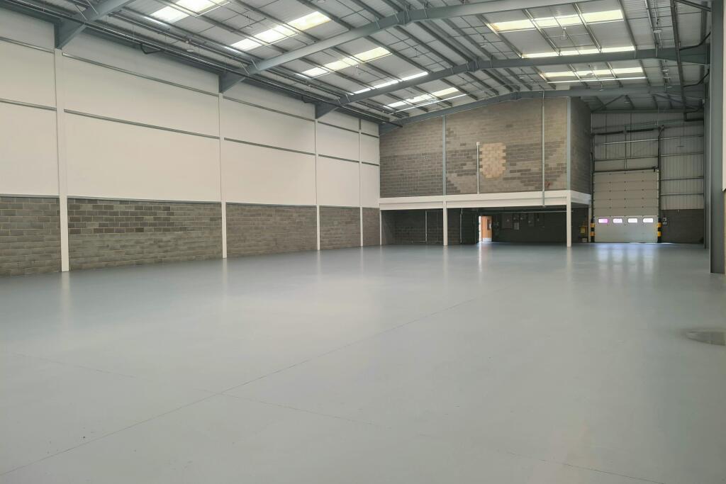 2-Warehouse_0.1-4.jpg