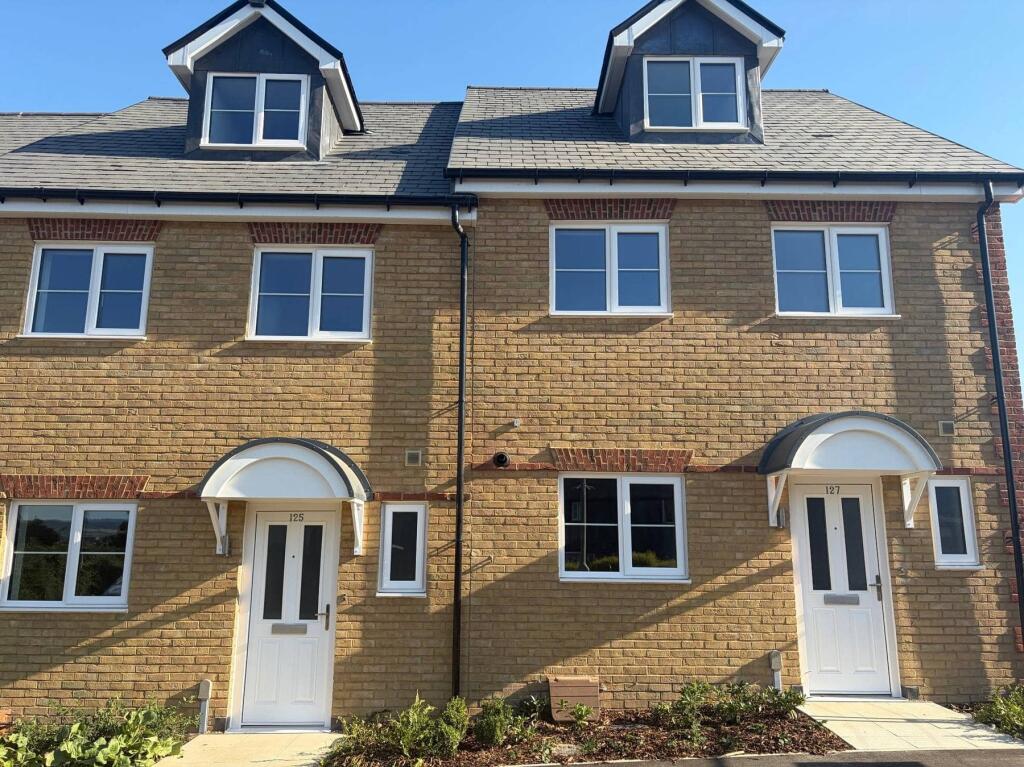 Main image of property: Tovil, Maidstone, Kent, ME15 6FL