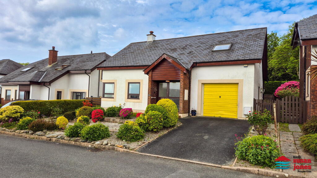 Main image of property: Gorseddfa, Cricieth | Criccieth, LL52