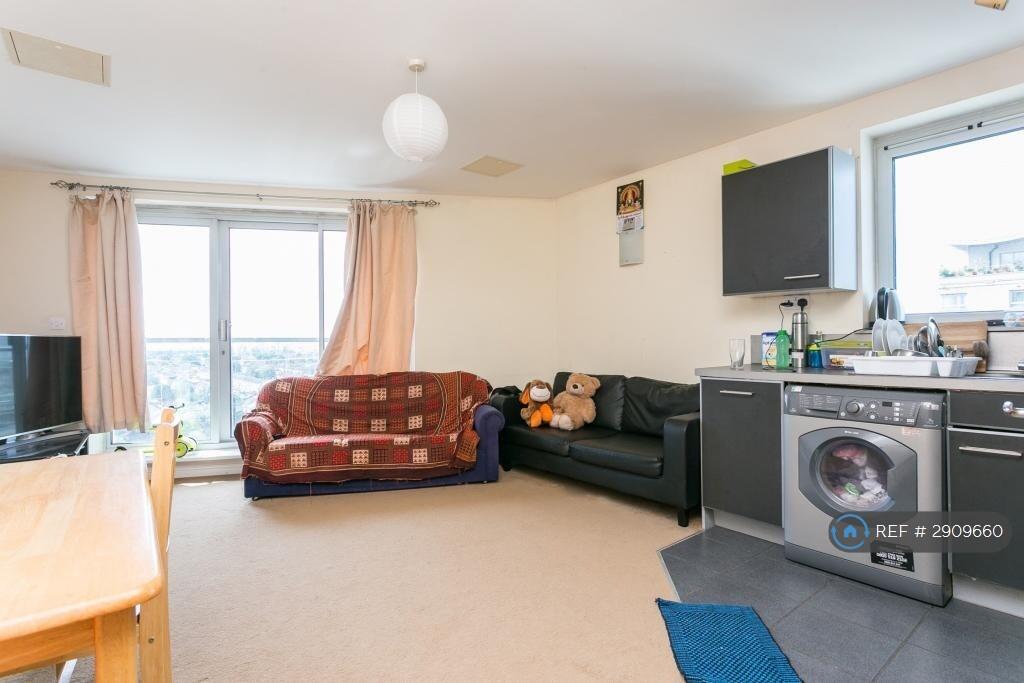 Apartment in London - View 5