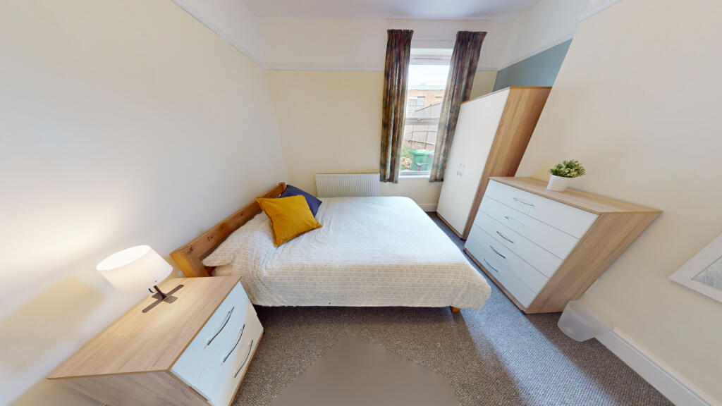 House in Nottingham - View 3