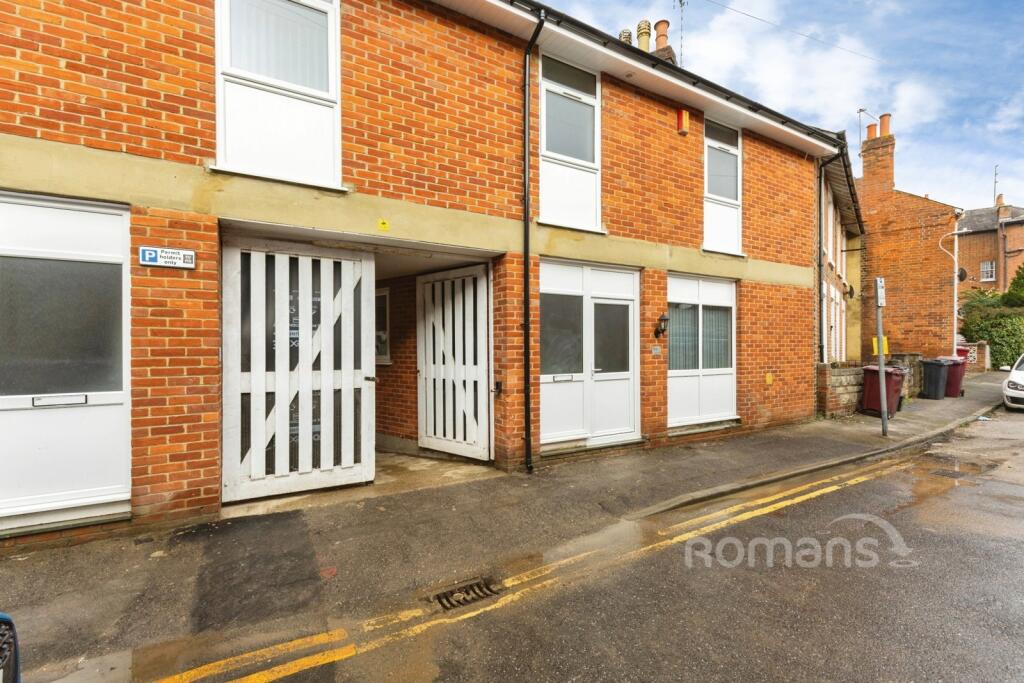 Main image of property: Boult Street, Reading, Berkshire, RG1