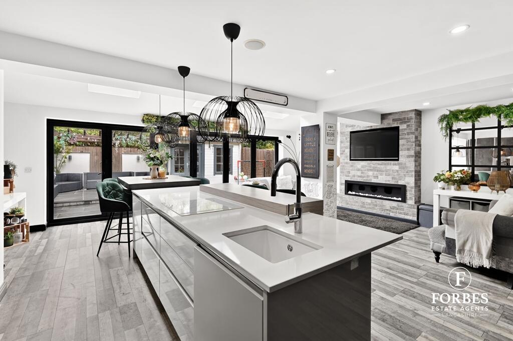 House in Chorley, Buckshaw Village - View 5