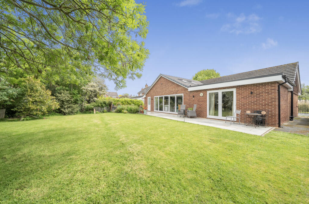 Main image of property: Thomas Close, Mickle Trafford, Chester