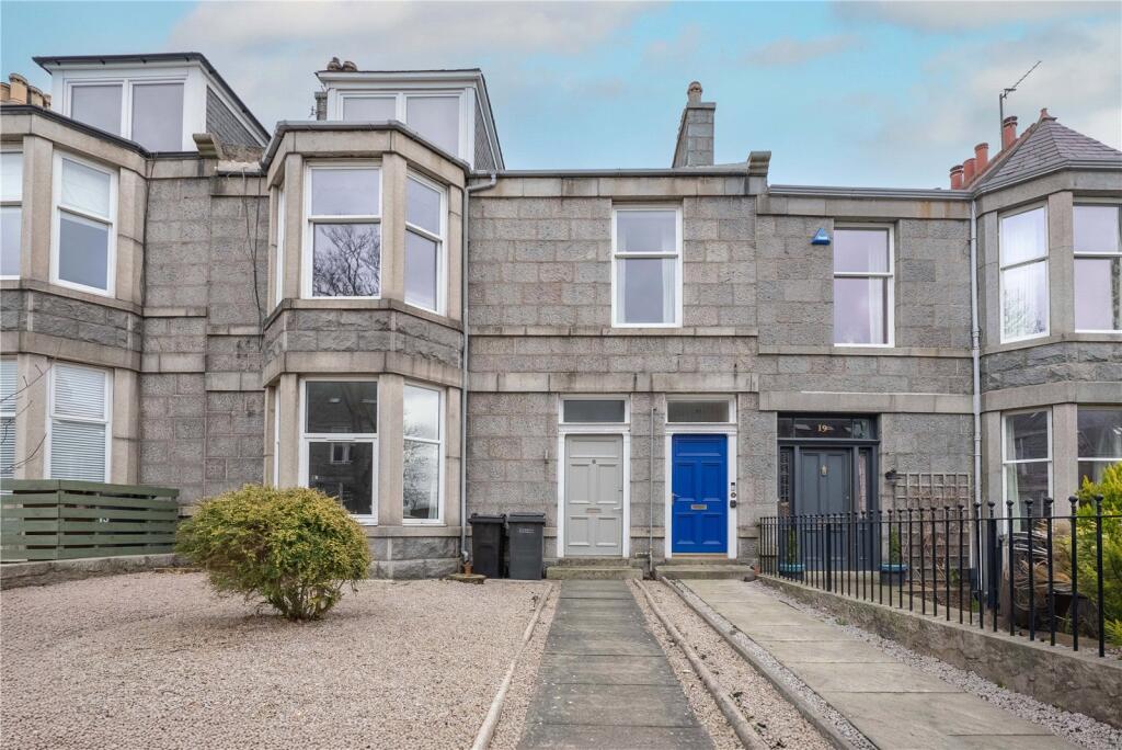 Main image of property: 17 Hammersmith Road, Aberdeen, AB10 6NA