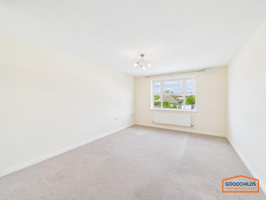 Apartment in Walsall, Aldridge - View 5