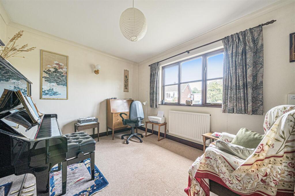 House in Shrewsbury, Pontesbury - More