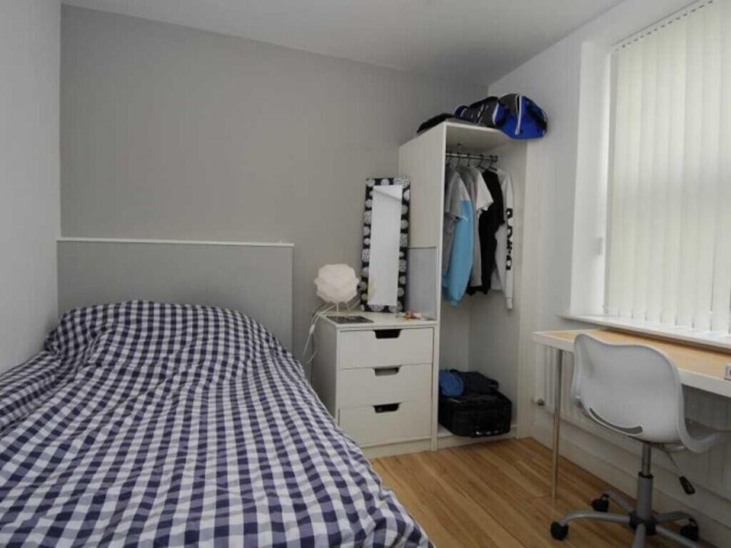 Main image of property: 29 Regent Street