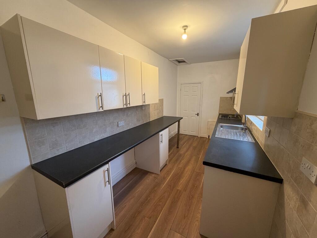 Apartment in Doncaster - View 4