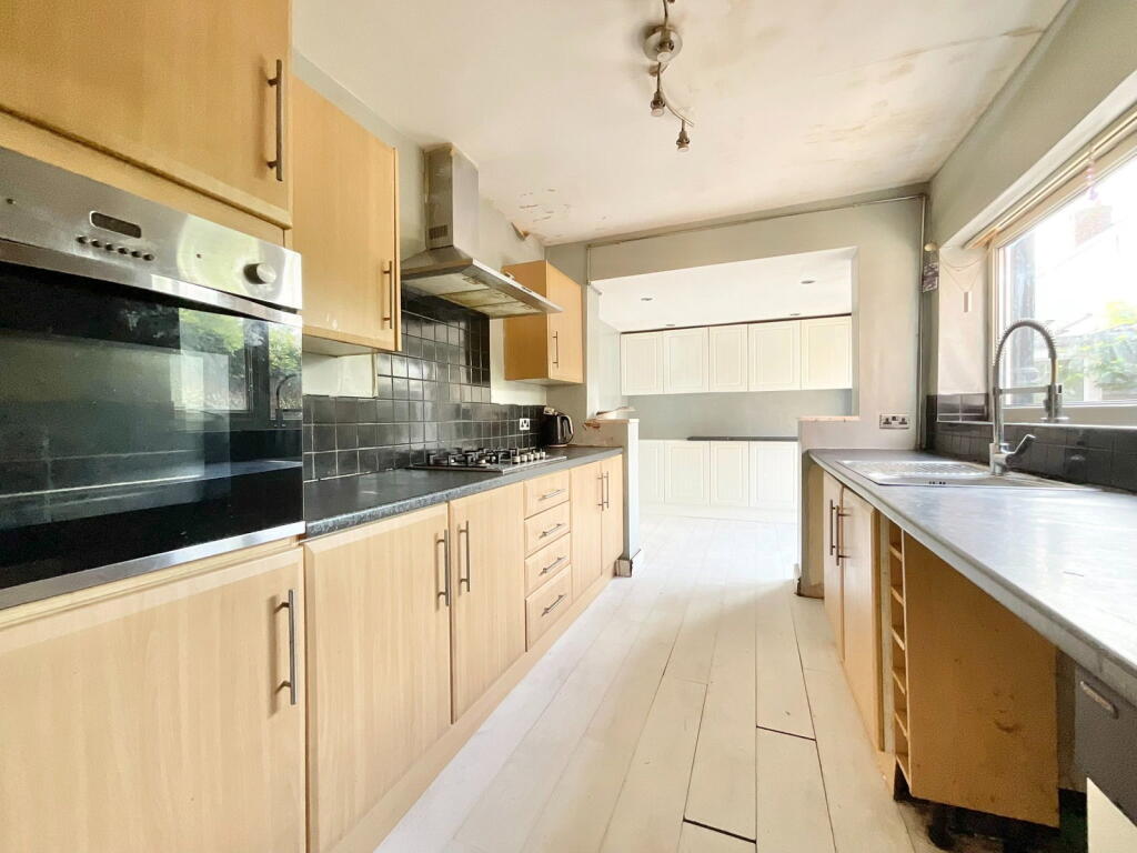 House in Preston - View 5