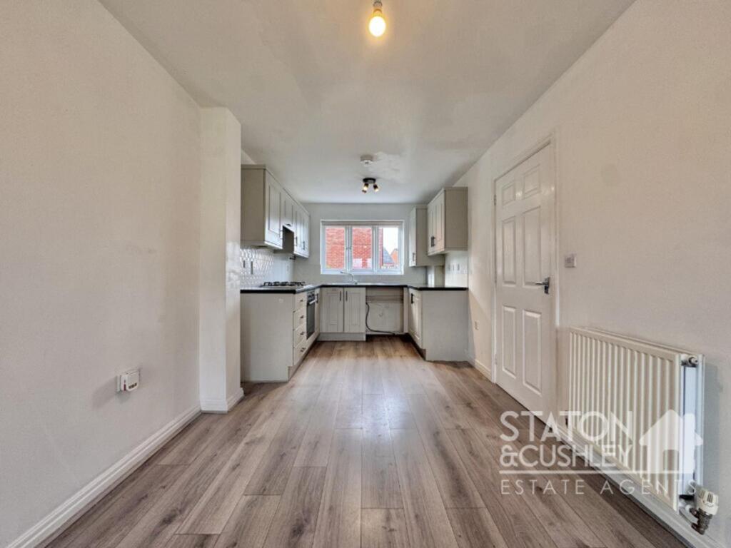House in Sutton-in-Ashfield, Sutton in Ashfield - View 5
