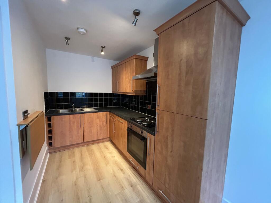 Apartment in Bradford - View 2
