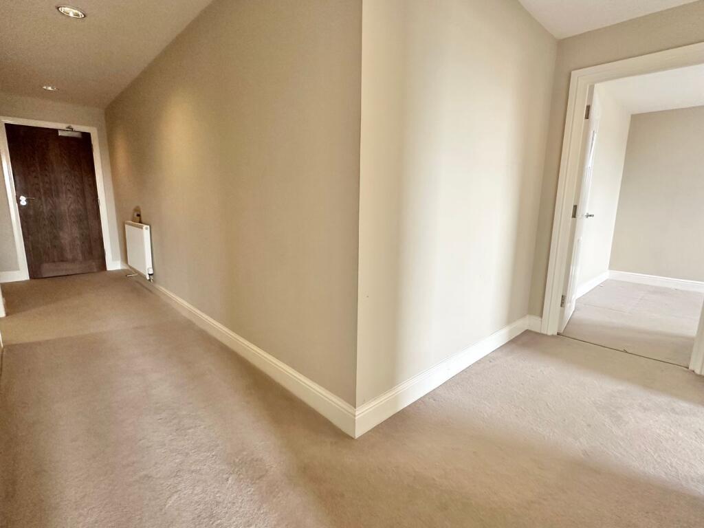 Apartment in Bexhill-on-Sea, Central - More