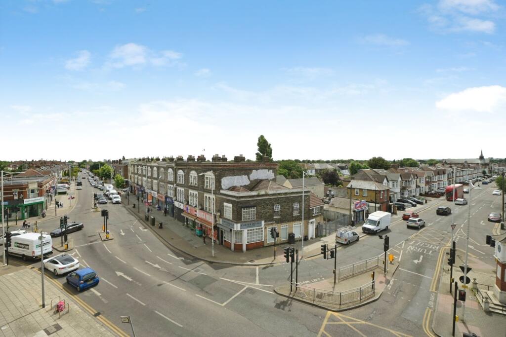 Main image of property: 527 Green Lane, Ilford, IG3