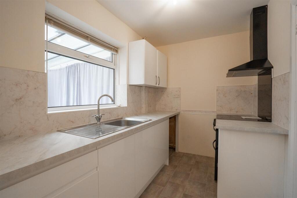 House in Birmingham, West Midlands - View 5