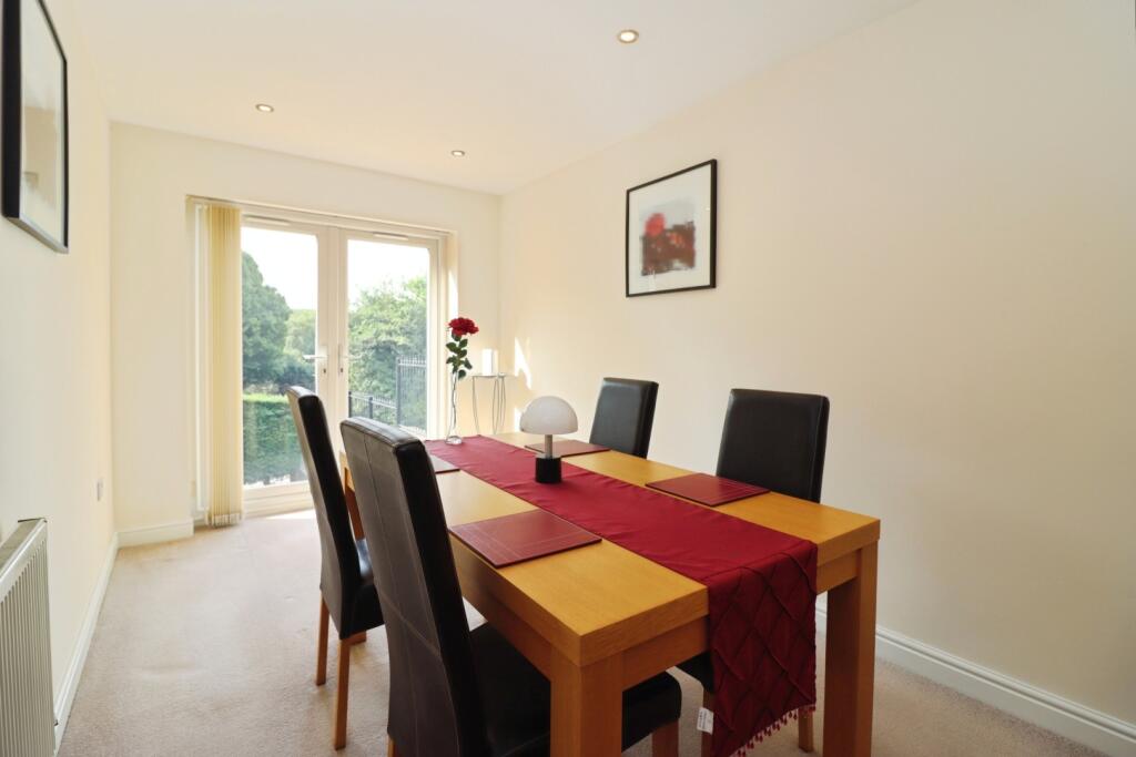 House in Chesterfield, Brimington - More