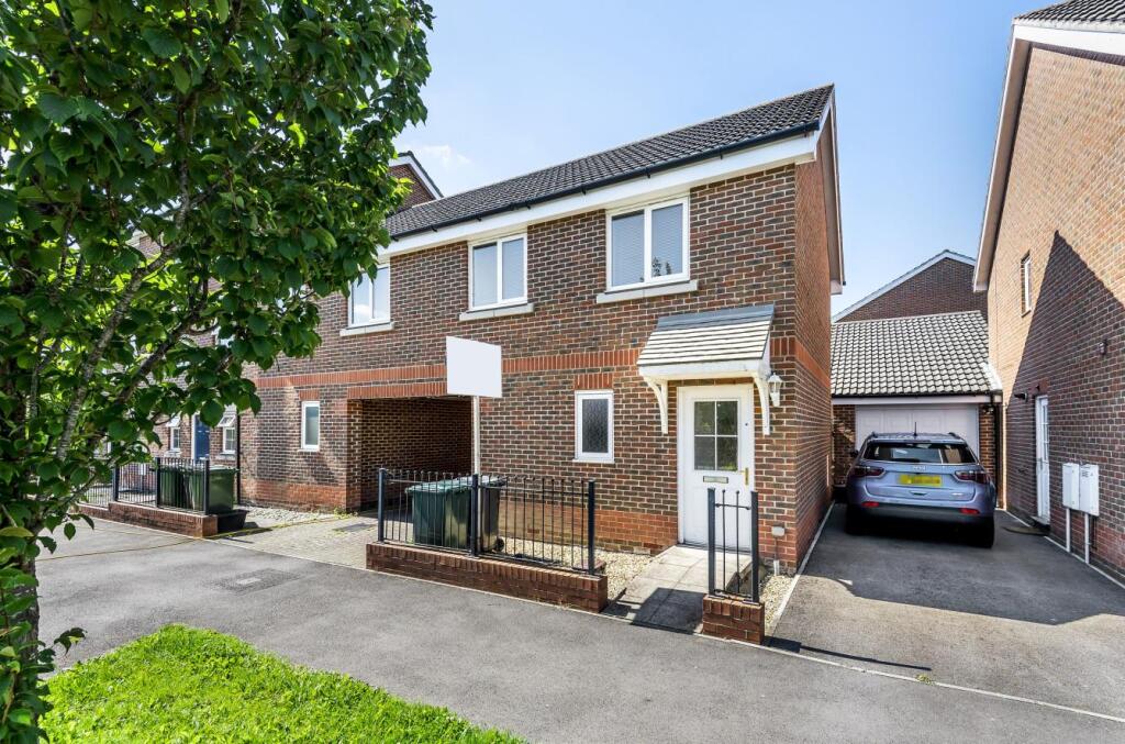 Main image of property: South Street, Eastleigh