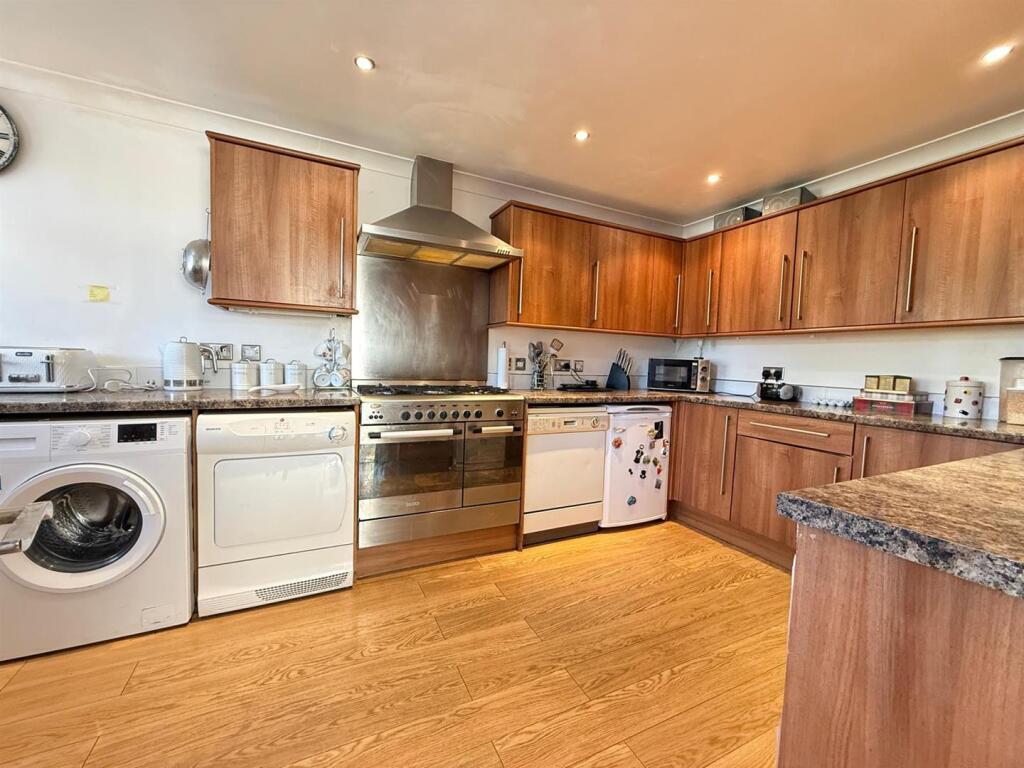 House in Ilford - View 4