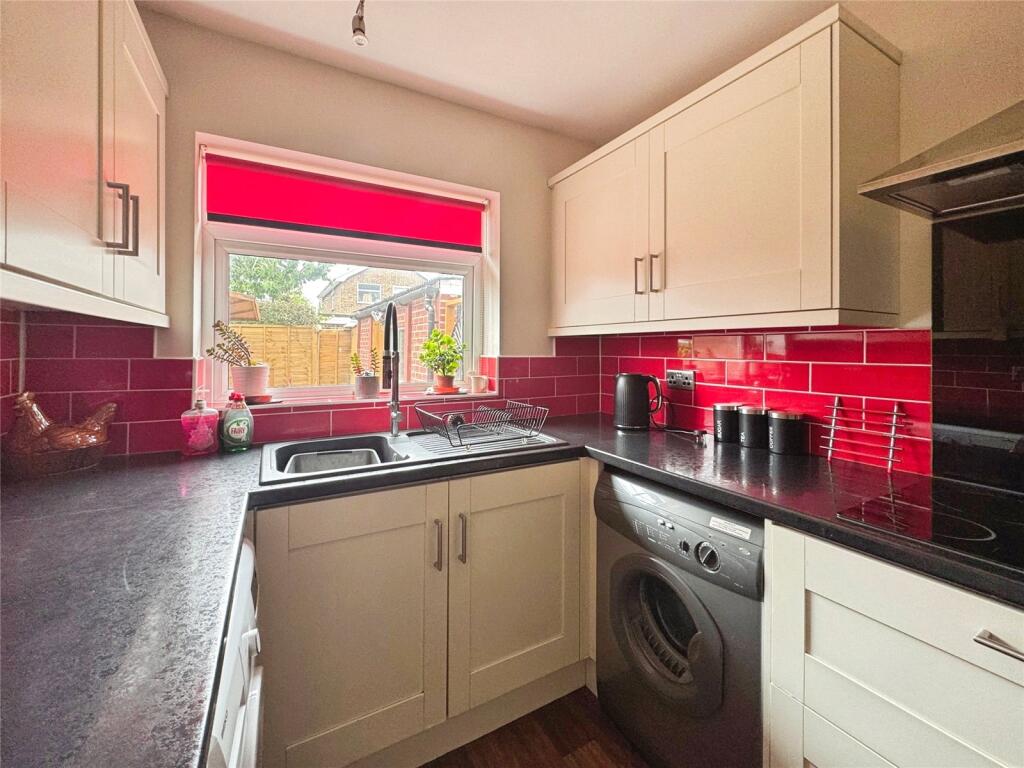 House in Chester, Saltney Ferry, Saltney - More