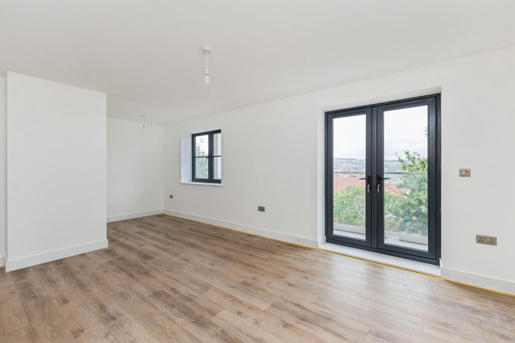Apartment in Torquay - View 5