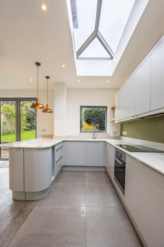 House in Bath - View 5