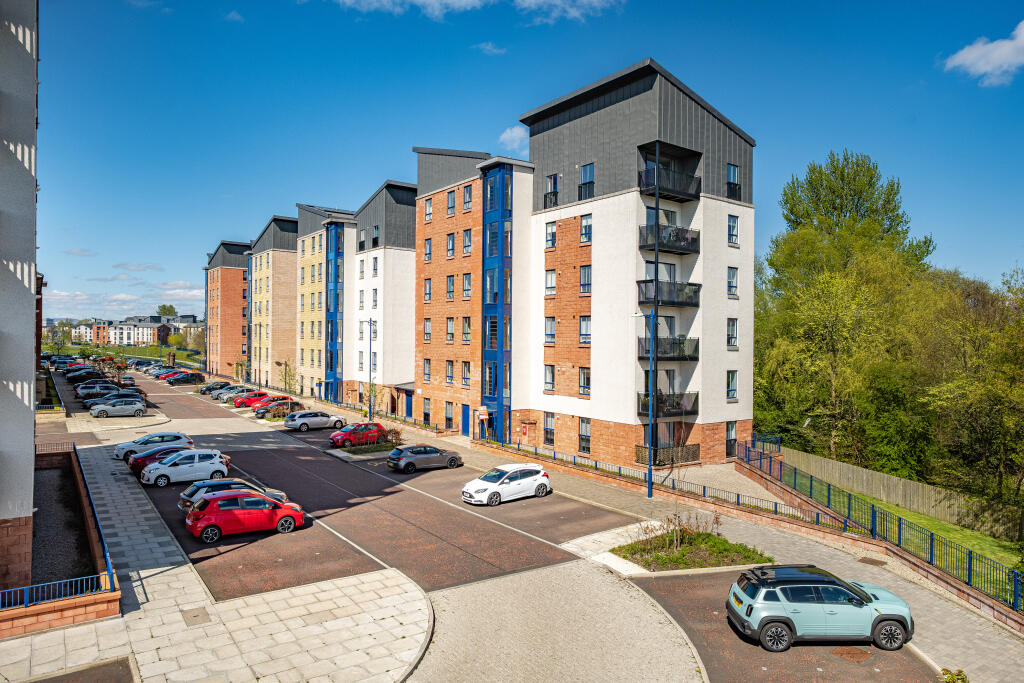 Main image of property: Flat 2/1, 71 Richmond Park Terrace, Oatlands, Glasgow, G5