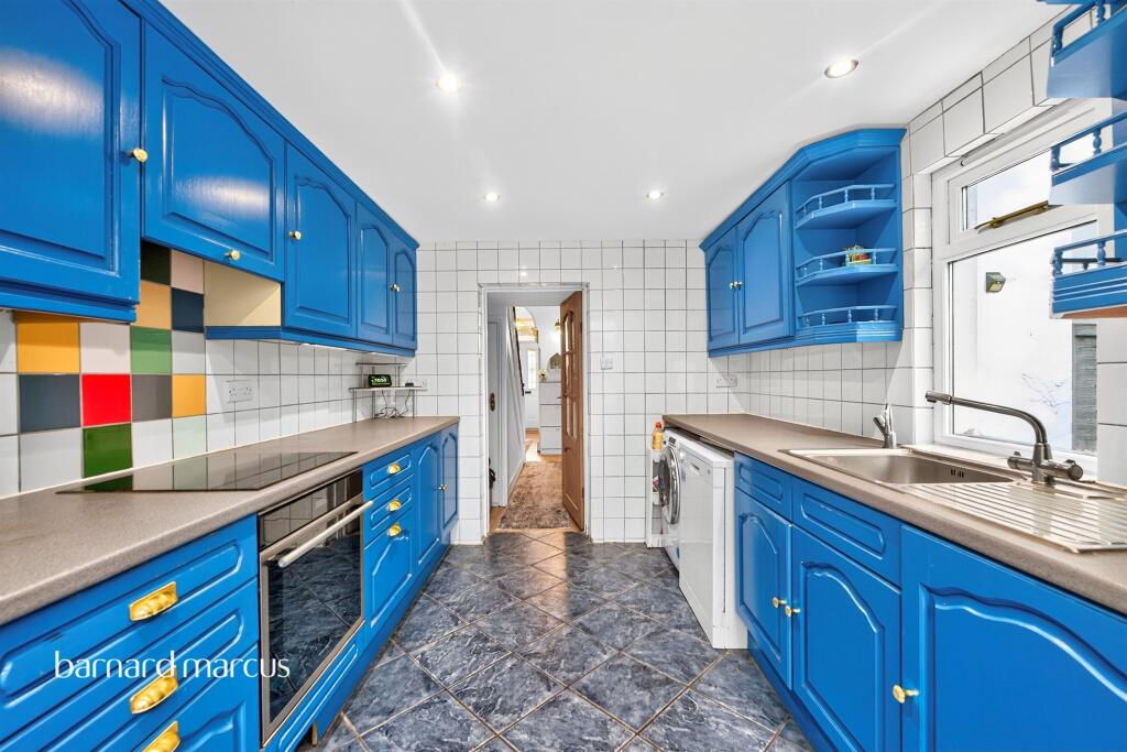 House in Redhill - More
