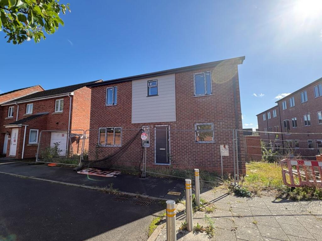Main image of property: 3 Poundlock Avenue, Stoke-on-Trent, Staffordshire, ST1 3RN