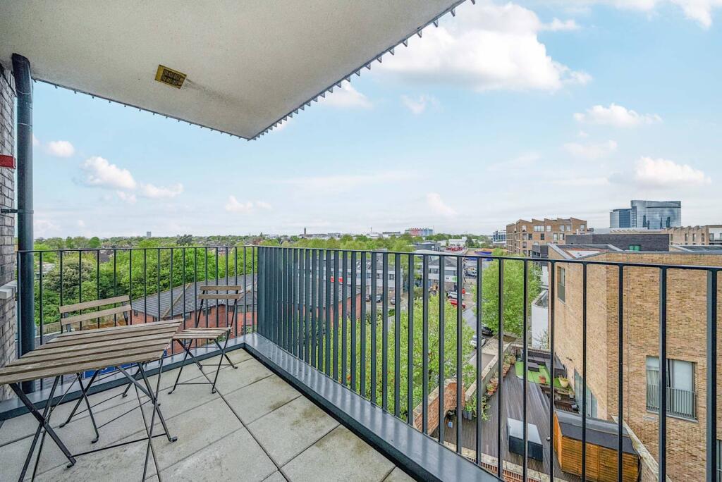 Main image of property: Commerce Road, Brentford, TW8