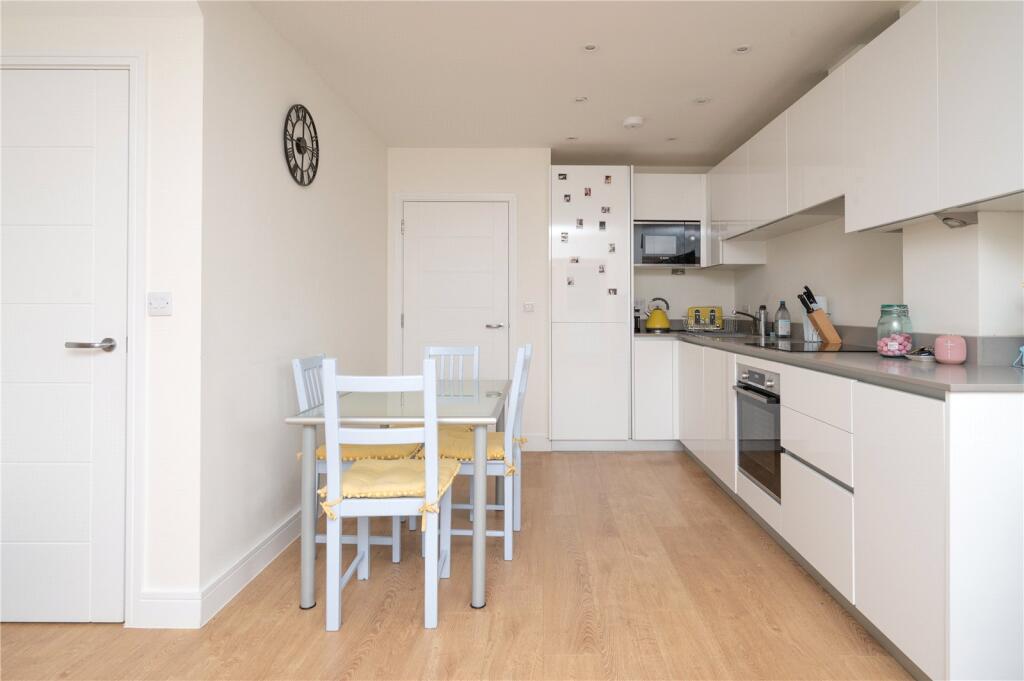 Additional image 12 of Montague Close, Hatfield Road, St. Albans, Hertfordshire