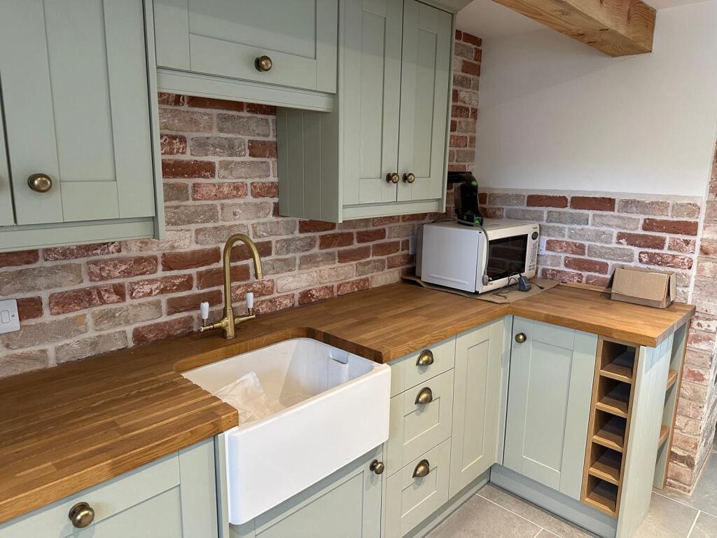 House in Exeter - View 2